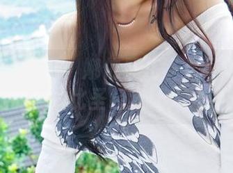Feilin嗲囡囡 – 娜依灵儿修女写真:当你发现她的照片比圣经还让人心动时……