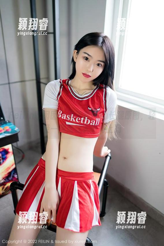 Feilin嗲囡囡-鱼子酱fish Feilin嗲囡囡 - 鱼子酱fish长腿原图,轻轻一撇就让人嘴角上扬