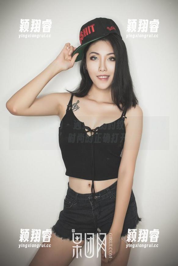 GIRLT果团网-通灵儿 GIRLT果团网 - 通灵儿的豹纹美图:这才是‘狩猎’时尚的正确打开方式!