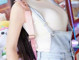 MiiTao蜜桃社 – 探索雪梨sherry的世界:不可错过的秘书美图图包!