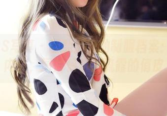 PANS写真 – 翻翻滴滴的制服档案:原图内外,图片偶尔会流露的俏皮