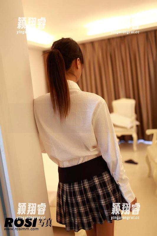 ROSI ROSI裸足合集:温暖的脚丫子,谁说只有妈妈的手才会治愈?