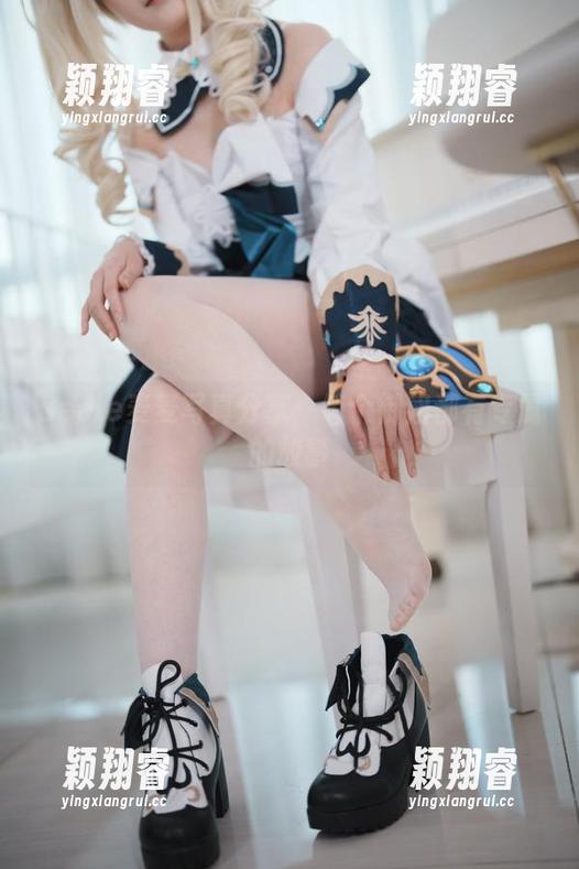 Seele麦麦 Seele麦麦写真分享:每个御姐都有专属的故事