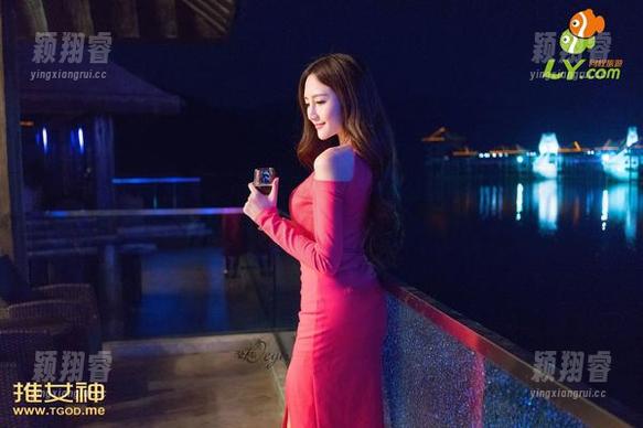 TGOD推女神-雨婷goddess TGOD推女神 - 雨婷goddess泳衣:作品虽美,但为啥总有种“无圣光”的感觉?
