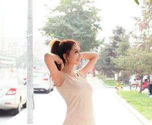 TuiGirl推女郎 – 走入小九九的世界:白衬衫与网盘写真背后的故事