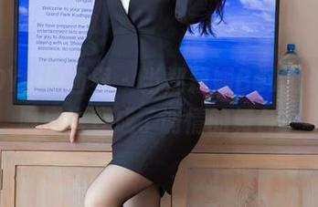 XIAOYU语画界 – 当郑颖姗Bev做厨娘,厨房也变成了调情的舞台!