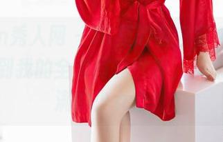 Xiuren秀人网 – JK里的容容容Alice,欢迎来到我的全套写真世界,快来感受满满的少女心!