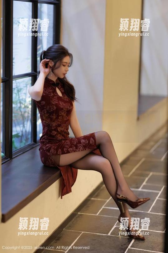Xiuren秀人网-小热巴 Xiuren秀人网 - 小热巴美图频出,日常有点过分好玩儿