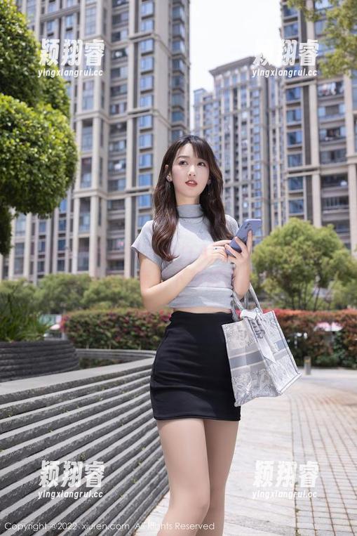 Xiuren秀人网-白白Alina Xiuren秀人网 - 白白Alina化身肉丝:图库里的每个下载都值得期待