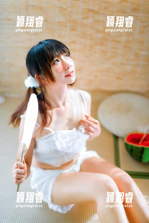 九曲Jean 九曲Jean驾到!碧蓝航线加利索新春旗袍cos图片惊艳了我整个人生