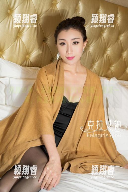 克拉女神-YOYO 克拉女神 - 泳池里的YOYO套图:清凉一夏,简直是泳圈里的小精灵!
