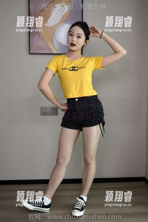 初夏女神-双双 初夏女神 - 双双女王的在线领地:资源多到你眼花缭乱!