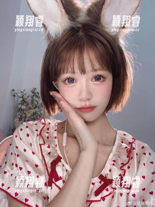从奶牛到模特：千反田鹿子的写真资源，穿越牛圈的奇幻旅程
