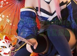 千寻大人写真集中的Ereshkigal,原图里藏的是…(看完就知道)