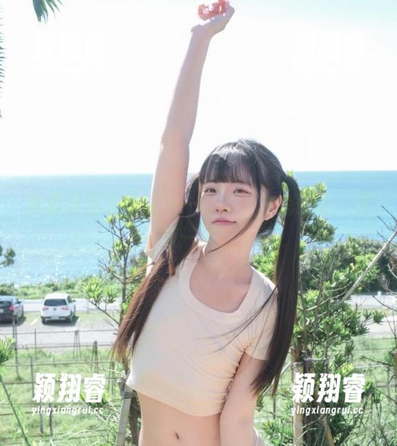 可可小白兔 跟着兔兔去游泳——可可小白兔原图,清凉一夏!
