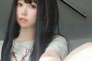 女主K带你进入她的最新御姐写真集，光影间的调情！