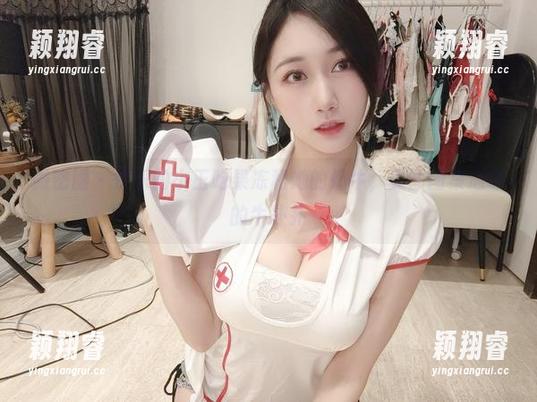 微密圈 - 快乐的小玉吃果冻和她的奶牛，美图图集边缘的牛扑扑