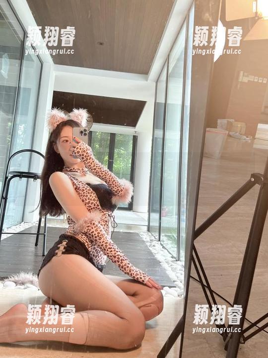 小玉吃果冻 微密圈 - 最新小玉吃果冻写真,520献礼,感觉心里好像开了花!