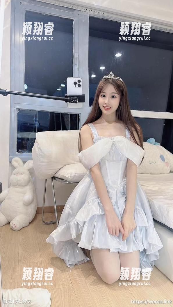 小萌子 微密圈 - 小萌子高铁上:找不到重点的免费图片集,不看后悔!