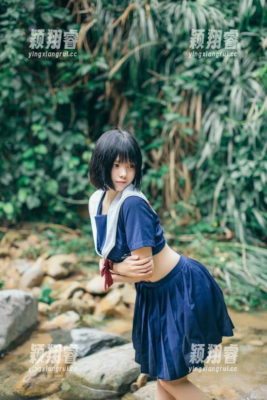 办公室的秘密：小野妹子w萝莉壁纸让我的工作也变得可爱！