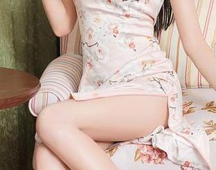 尤蜜荟 – 全套棉袜写真,Yomi悠蜜一秒钟让你变身‘袜民’!