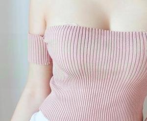 尤蜜荟 – 夜美人写真集曝光,李师师的分享会不会让你梦回不已?