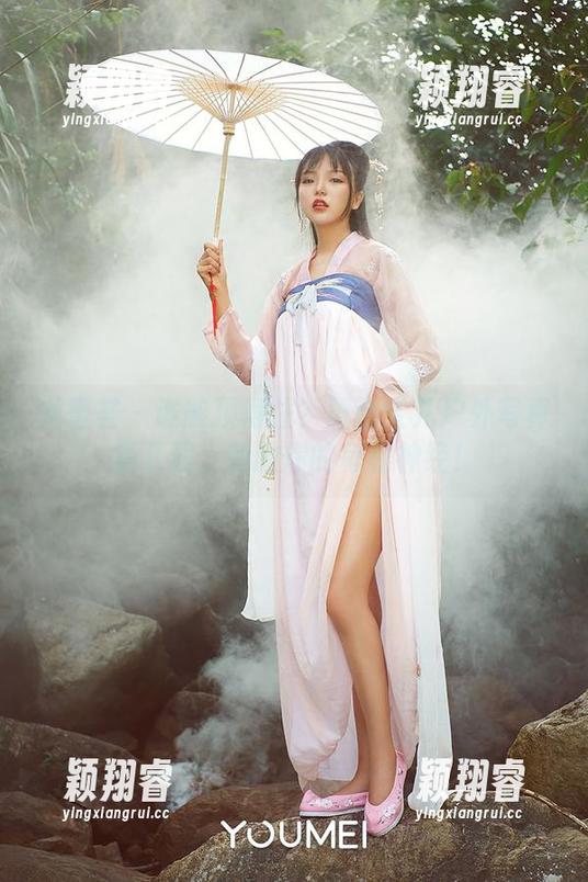 尤蜜荟-黄金宝儿 尤蜜荟 - 谁能顶得住?黄金宝儿户外写真集下载,刺激你的每根神经!