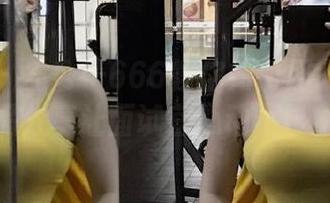 微密圈 – 左公子666教你如何用职业装作品分享让面试官心动不已！