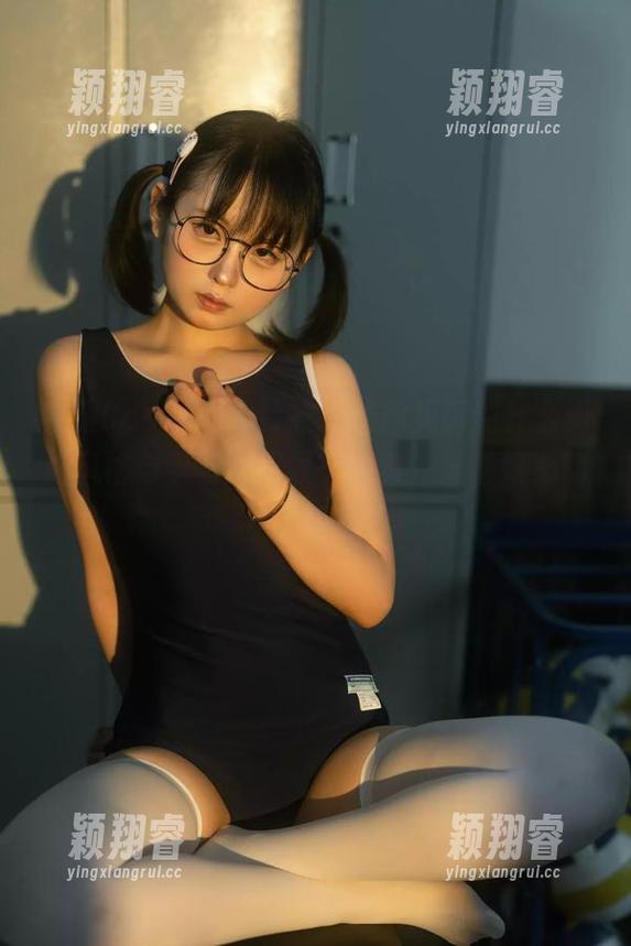 校服Coser幼水铃衣，让你见识到什么叫“风格与学习两不误”图集，准备好心动了吗？