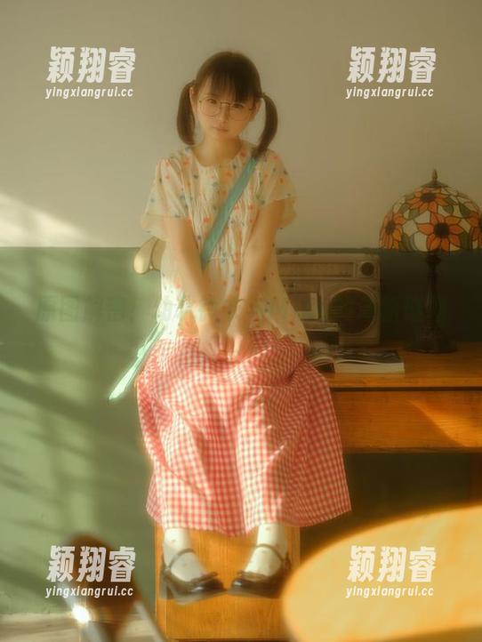 幼水铃衣 原图解密!幼水铃衣与Miku的清新碰撞。