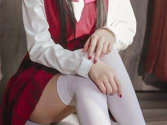 “樱井小莜的美图女友:完美时刻的捕捉”(总让人想多看几眼,对吗?)