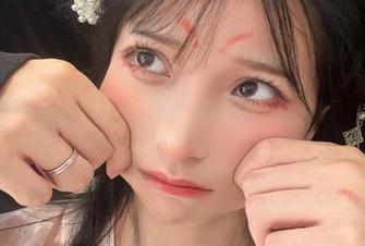 下载特软儿Sona的肉丝图集,别问我为什么,就喜欢那种若有似无的感觉!