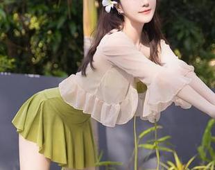 秀人网 – 从小茉莉jasmine的丝袜图包中找不到一丝不妥,真是让人心神荡漾。