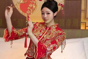 秀人网 – “甜七七的职业装奇遇记:从图库中找寻属于你的风格”高清