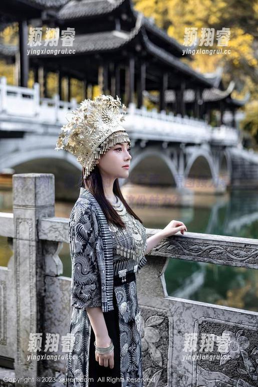 秀人网-甜白酱 秀人网 - 甜白酱的白丝写真,原图接力赛,谁能抗拒这份魅力?