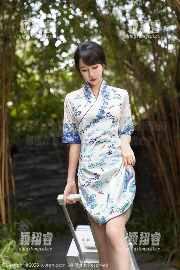 秀人网 - 兔女郎白微Sera，网盘深处的秘密作品，能不能别一直戳我心？