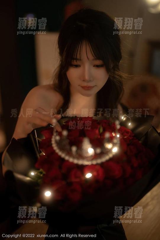 秀人网-糯美子 秀人网 - 一秒入戏!糯美子写真:套装下的秘密