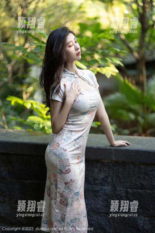 秀人网 - 袁圆最新自拍图包：暗示你也可以——只要敢摆pose！