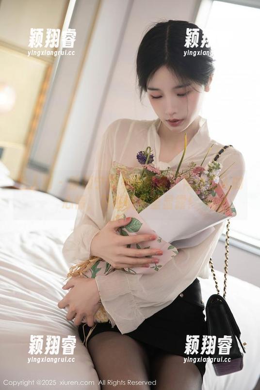 秀人网 - 静颜宁的女仆图集：伺候主人的心情，只在镜头里显露！