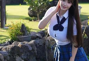 秀人网 – 在韩静安的温柔写真集中迷失,资源等你来挖掘!