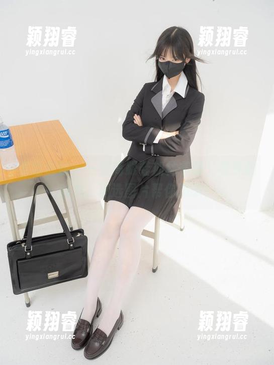 紧急企划-林书辞 紧急企划 - 一双高跟鞋加林书辞,意外的魅力,精选图片帮你揭晓!