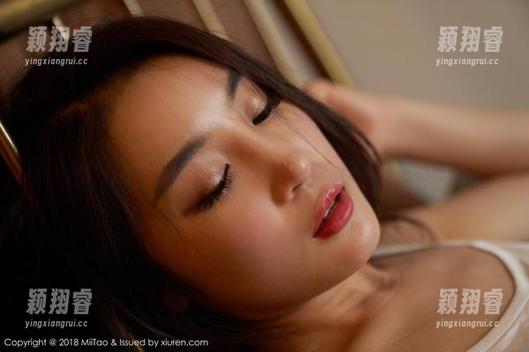 蜜桃社-Suki 蜜桃社 - 穿越时光的Suki礼服,原图里藏着她的秘密