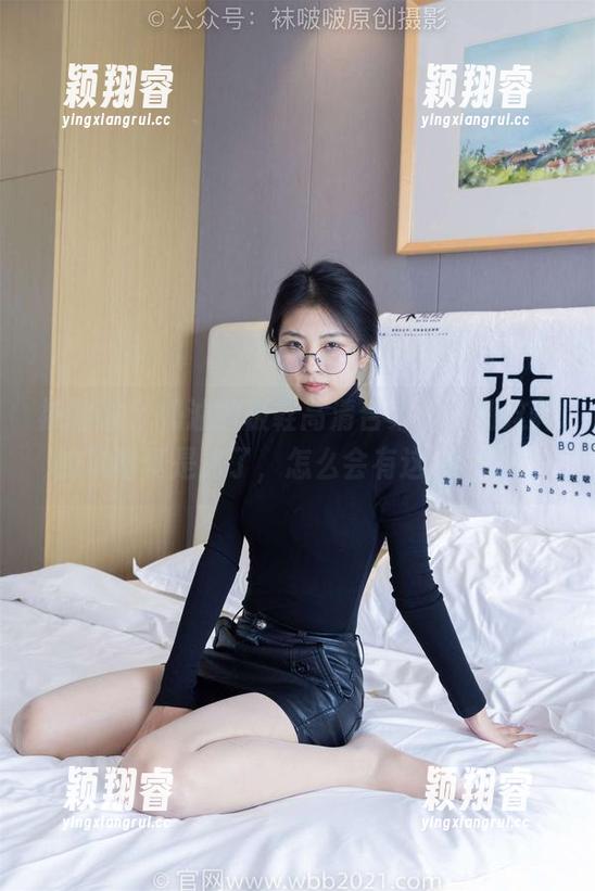 袜啵啵-奶油 袜啵啵 - 奶油的板鞋高清合集,看到这样的风格真是迷了,怎么会有这么好看?