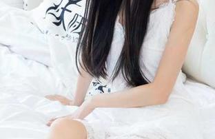 袜啵啵 – 熊熊少女的梦幻日记：最新美图，活脱脱的小清新，像春天的小花一样，让人目不转睛。
