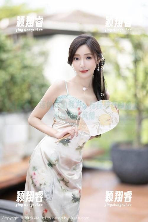 语画界-程程程 语画界 - 连体衣的魅力:程程程在网盘上不经意的风情